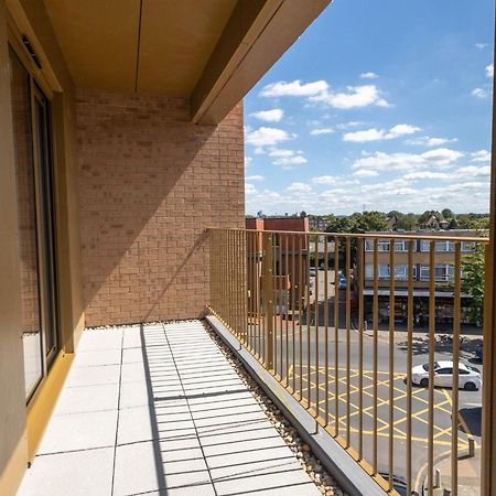 Modern Apartments With Balcony In Merton Near Wimbledon By Sojo Stay Mitcham Buitenkant foto